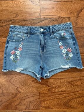 Time & Tru embroidered denim cutoff shorts